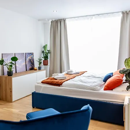 Stilvolle Im Schwarzwald - 2 Min Zu Fuss Ins Zentrum, S-bahn, Therme & Bergbahn * Bad Wildbad